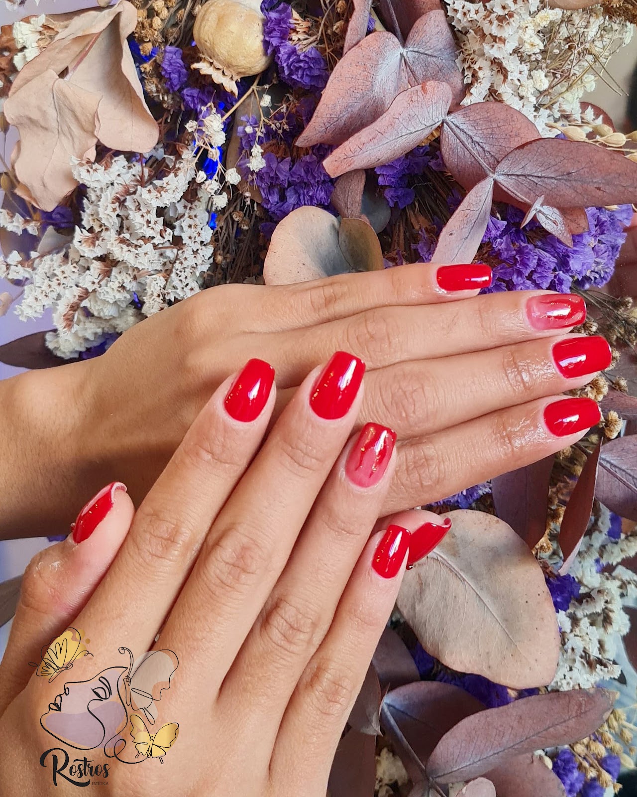 Manicura realizada en Rostros